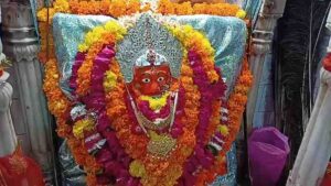 धर्म की सीमाओं से परे: भरतपुर के मनसा देवी मंदिर में मुस्लिम परिवार की अनूठी भक्ति